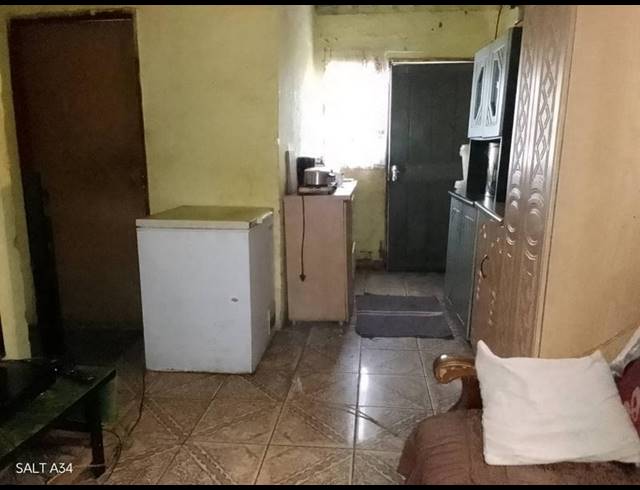 2 BEDROOM HOUSE FOR SALE IN MASETJHABA VIEW